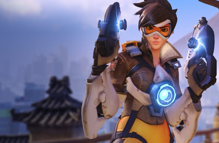 Overwatch Sparks Sexism Controversy Over Female Character S Provocative